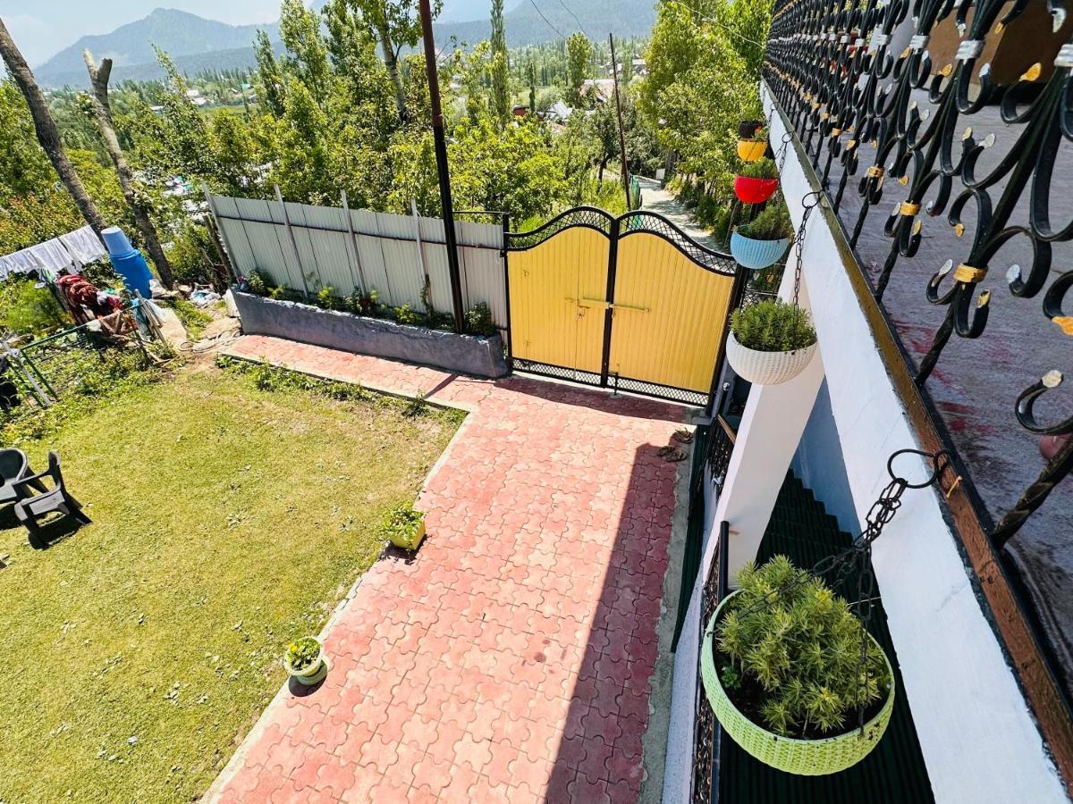 Sheen Homestay Gulmarg Exterior foto